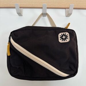 Walker Family Goods Toiletry Kit, Black